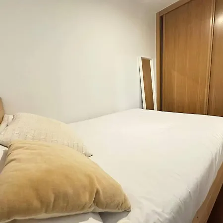 Ybh Velazquez M 47, 3 アパート *